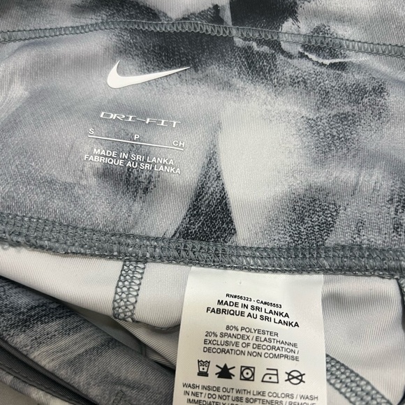 Nike Black and Gray Athletic Shorts with Moisture-Wicking Fabric - Picture 13 of 13